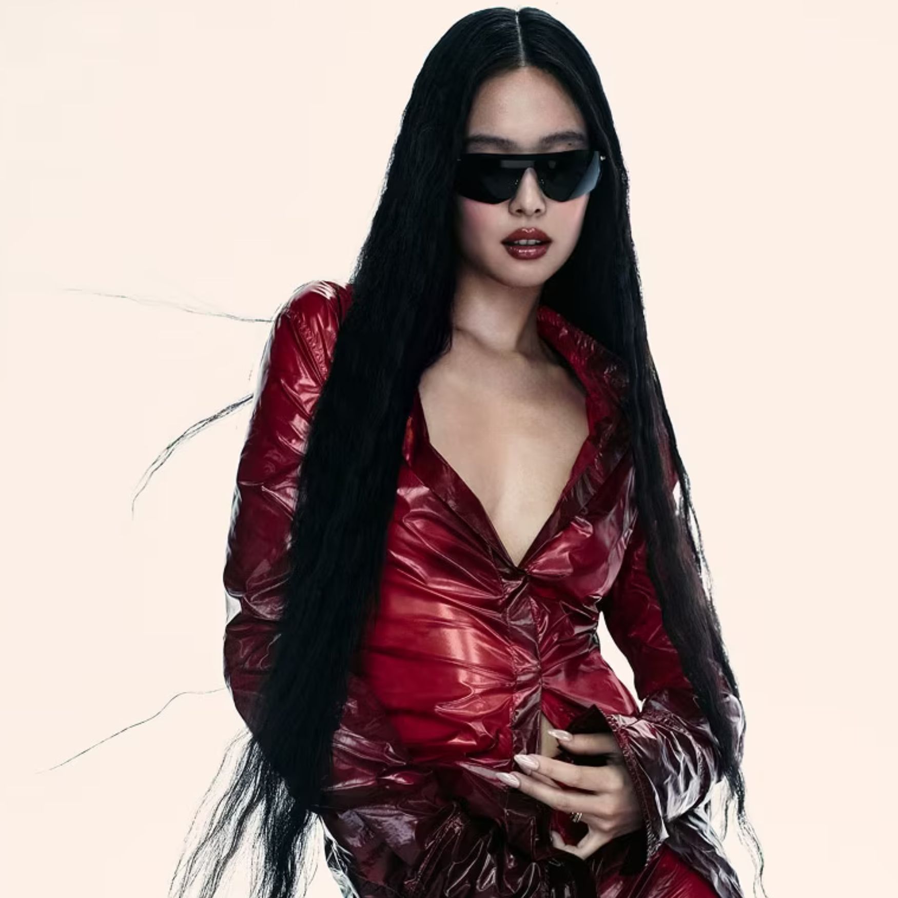 不羈視野 鏡在Jennie Ray-Ban RB3781-003/80-41 形象內容